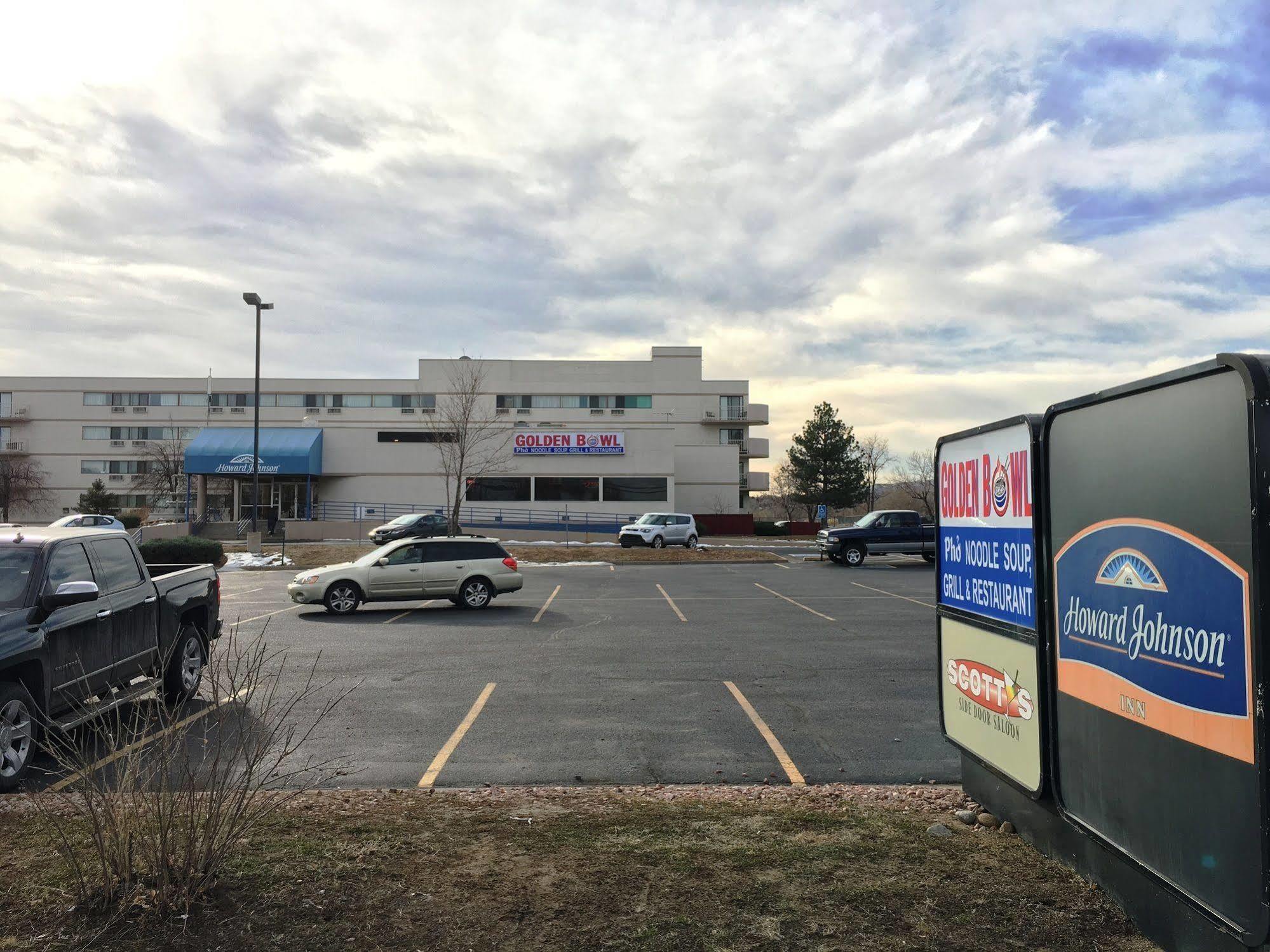 Howard Johnson By Wyndham Denver West Wheat Ridge Exterior foto