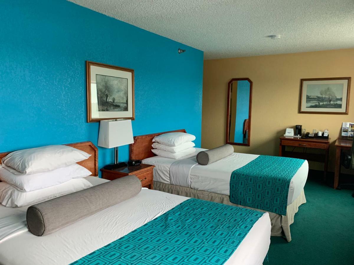 Howard Johnson By Wyndham Denver West Wheat Ridge Exterior foto